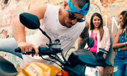 Sin contrato, pero con moto.