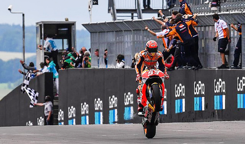 Marc Márquez se corona en Sachsenring