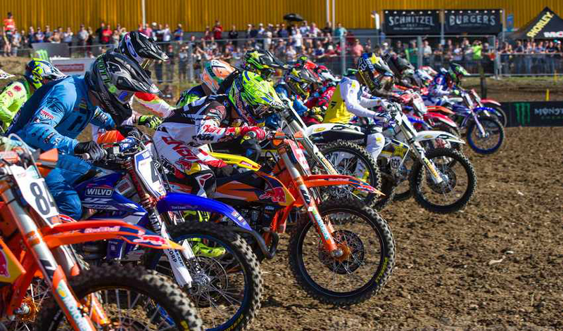 Tim Gajser y Jeremy Seewer obtienen el éxito en Suecia en MXGP y MX2, respectivamente