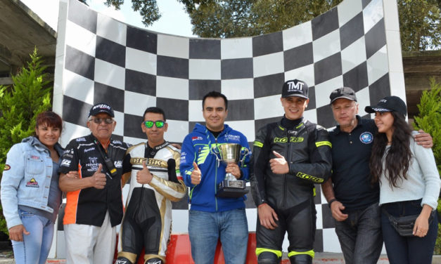 Increíble contienda que se celebró en la pista mojada de Superbike México