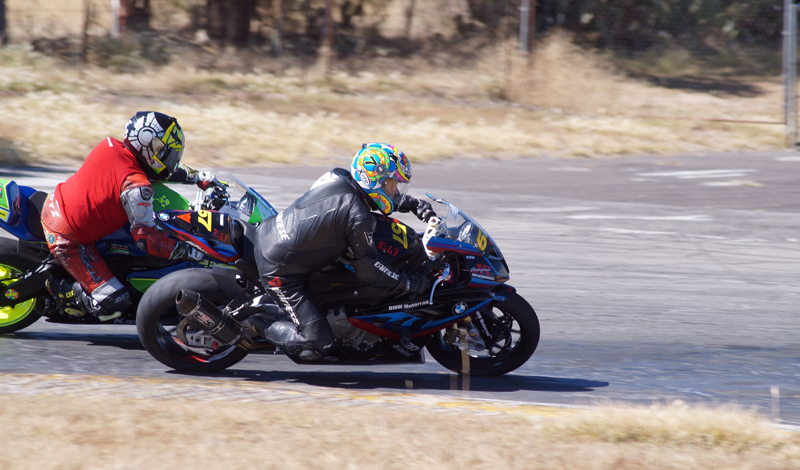 Increible actuación de Yosmar De la Rosa en el Superbike México