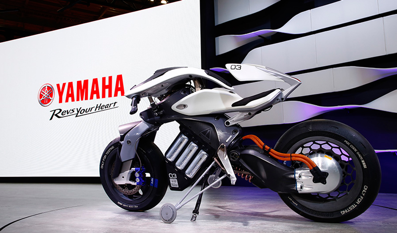 2018, Yamaha presente en el CES con su sorprendente “moto del futuro”