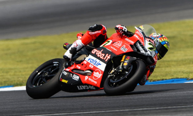 Tom Sykes y Chaz Davies ganadores en el Campeonato Mundial de Superbike