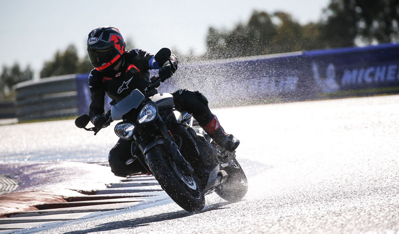 Regresa al camino con las nuevas Michelin Pilot Road 5