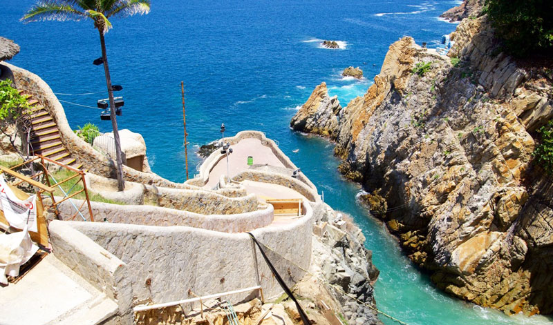 Diviértete con la magia de Acapulco