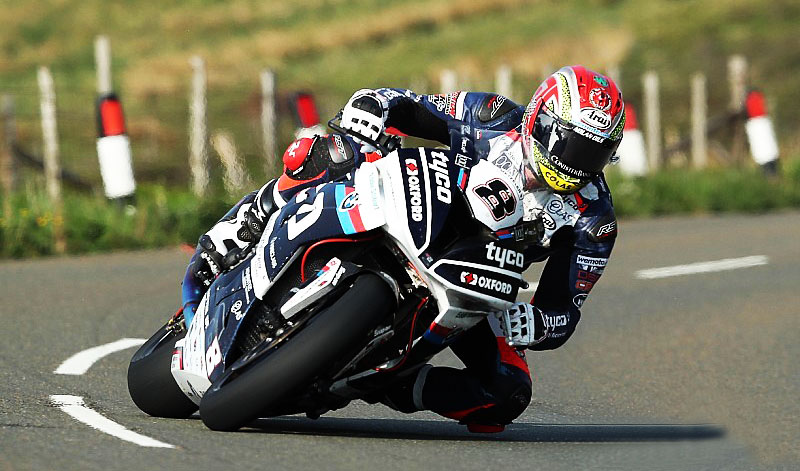 Una estrella más en el cielo, Dan Kneen