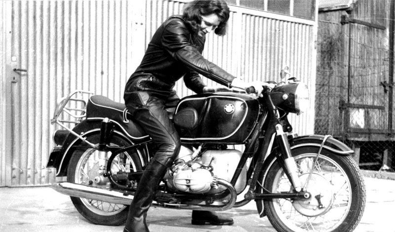 Anke Eve Goldmann: belleza, porte y estilo sobre ruedas