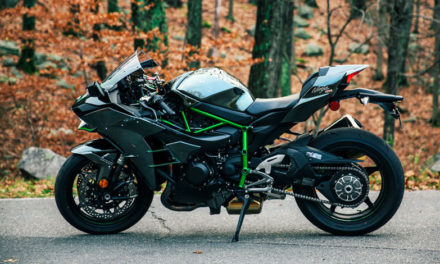 Kawasaki desafía a la tecnología con las reinventadas H2 2019