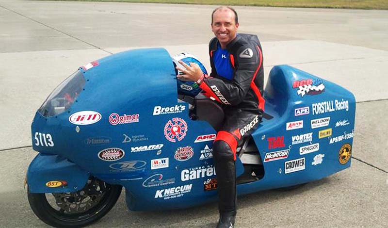 Récord de velocidad con Bill Warner sobre una Suzuki  Hayabusa