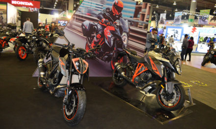 Píntate de naranja a bordo de una KTM