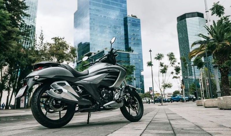 Un monumento al diseño deportivo y al estilo cruiser, SUZUKI INTRUDER