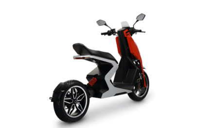 Conoce el nuevo y poderoso scooter eléctrico que intenta a apoderarse del motociclismo urbano