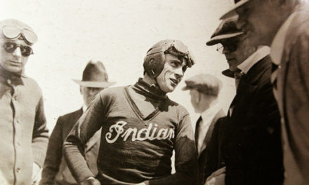 Eugene Walker; el cartero adicto a la velocidad