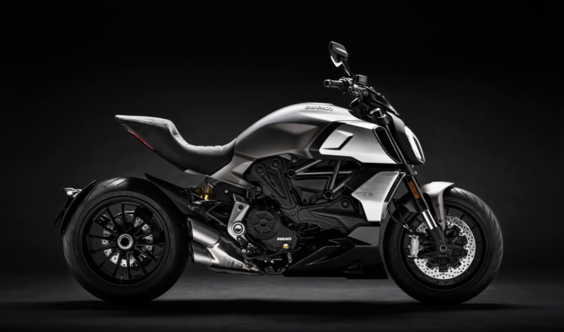 Comienza la producción de la Diavel 1260 en Bolonia