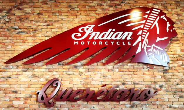 Querétaro se viste de manteles largos con INDIAN Motorcycle