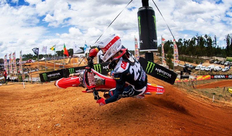 Doblete para Tim Gajser en Francia