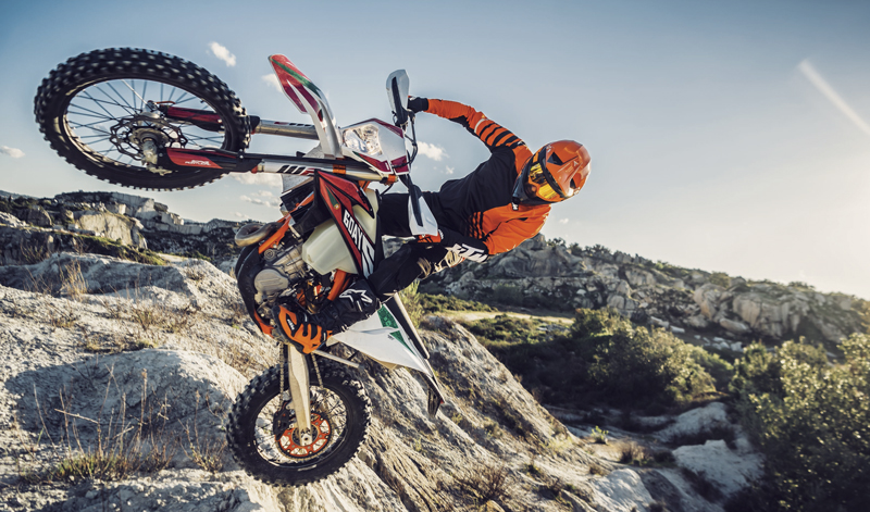 Renovada la gama de enduro 2020 de KTM