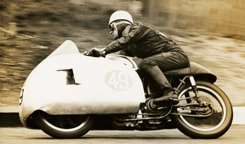 Bob Mac, el piloto al que muchas victorias le pisaron los talones