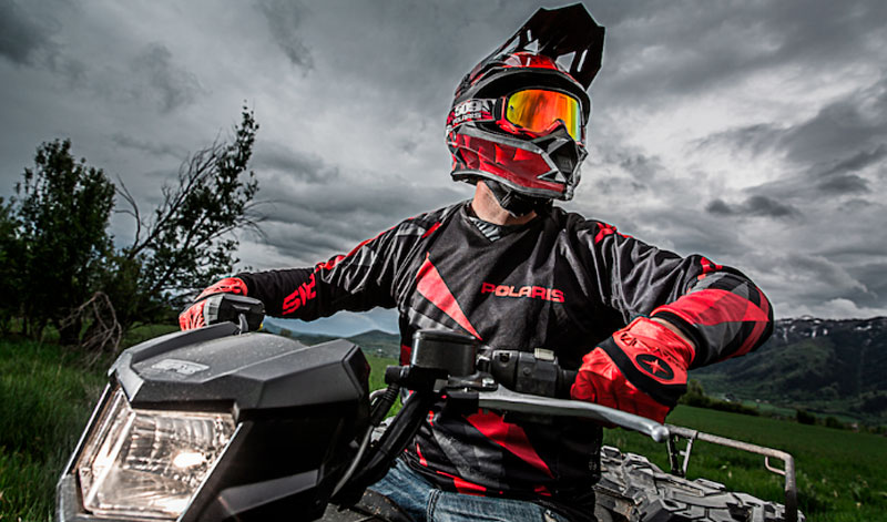 EL NUEVO POLARIS RZR® PRO XP 4 te lleva al siguiente nivel