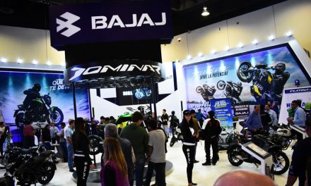 Bajaj muestra en el World Trade Center sus modelos más vanguardistas y sus atractivas unidades de trabajo