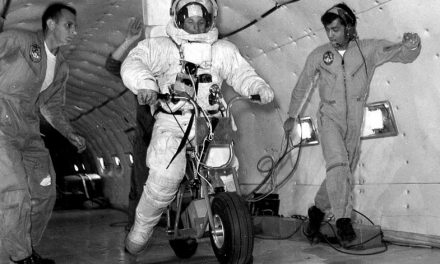 Scooter eléctrico de tierra lunar