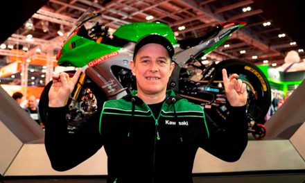 Espectacular es como luce la Kawasaki ZX-10R de John McGuinness