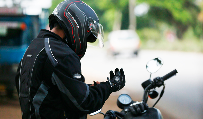 Consejos para salir con tu moto durante esta temporada