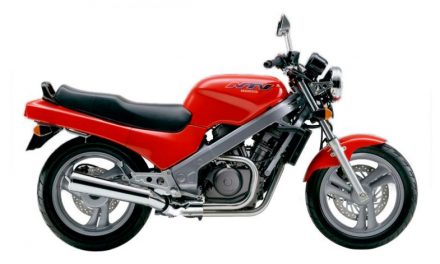 Honda muestra un nuevo motor de dos cilindros y un aspecto clásico.