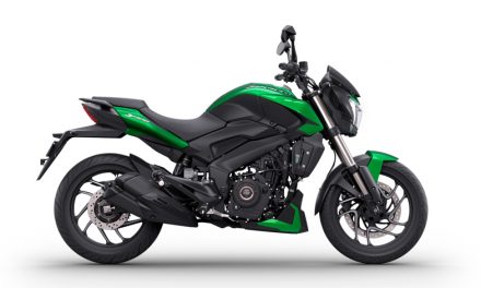 Consejos para manejar tu moto en lluvia y calor, por BAJAJ