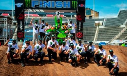 Eli Tomac  y Kawasaki ganadores del AMA Supercross 2020