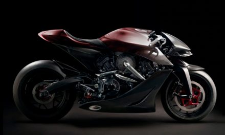 Aston Martin en pruebas de su primera motocicleta