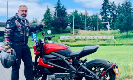 El propietario de una motocicleta eléctrica Harley-Davidson® hace historia con el primer viaje de frontera a frontera en Estados Unidos