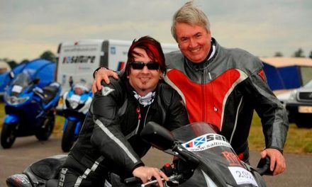 Stuart Gunn, el piloto invidente más rápido del mundo