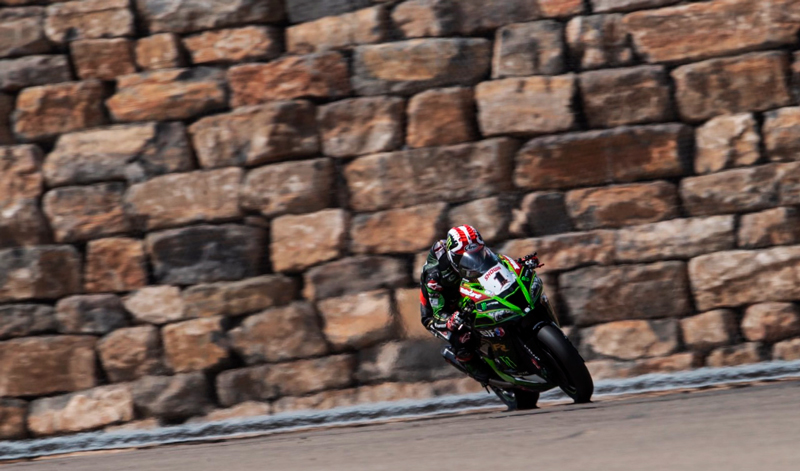 Jonathan Rea gana la segunda carrera del Campeonato Mundial de Superbikes