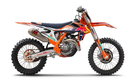 KTM 450 SX-F Factory Edition 2021: Un derroche de adrenalina