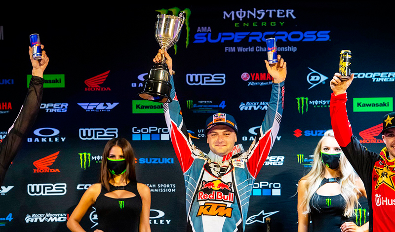 Cooper Webb, en lo más alto del podio en AMA SX