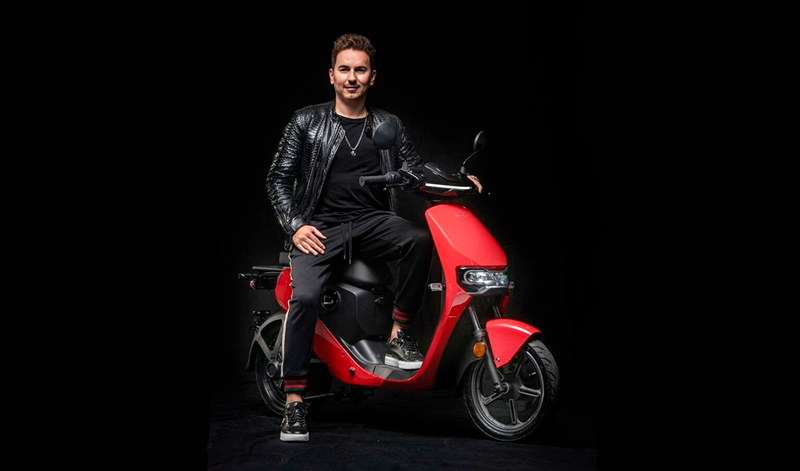 Jorge Lorenzo se asocia con Super Soco