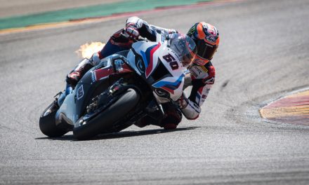 Cuatro máquinas BMW M 1000 RR en MotorLand Aragón