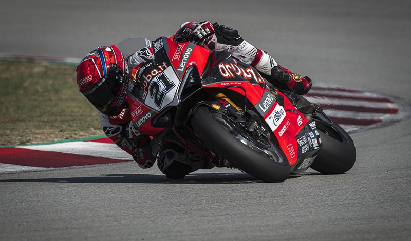 Michael Ruben Rinaldi se apodera del Campeonato Mundial de Superbikes de Cataluña