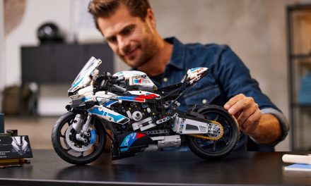 BMW Motorrad presenta la LEGO Technic BMW M 1000 RR