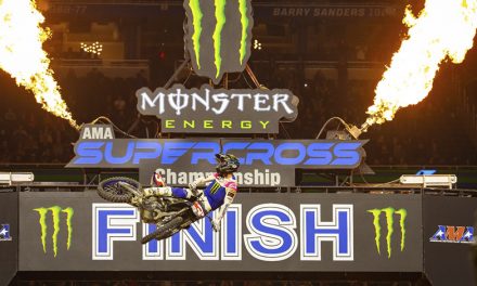Eli Tomac gana el AMA Supercross en Detroit