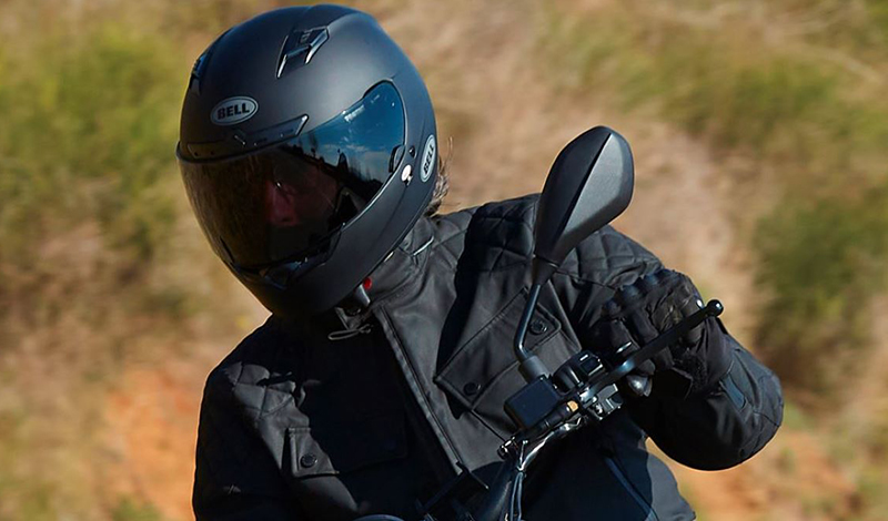 Bell ProTint, presenta la mica de casco que se oscurece automáticamente