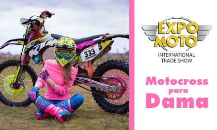 Luce como una verdadera reina del Motocross