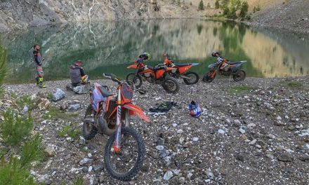 Disfruta de tu motocicleta y vive las aventuras más extremas realizando Enduro por Jalisco.