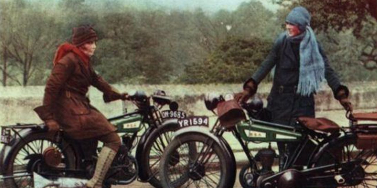 Nancy y Betty Debenham, las hermanas que demostraron que el mundo del motor sí es cosa de mujeres