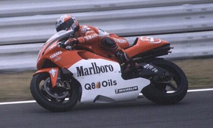 Motociclo hace honor a los gladiadores del asfalto