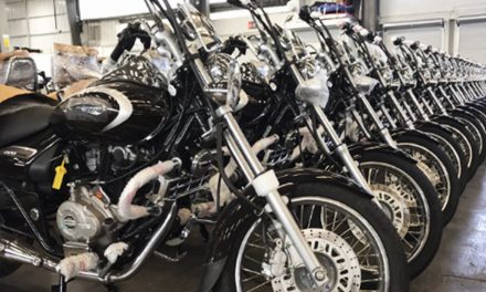 Bajaj inaugura su nueva planta ensambladora en México