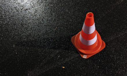 Conos inteligentes que se podrán sincronizar con tu moto