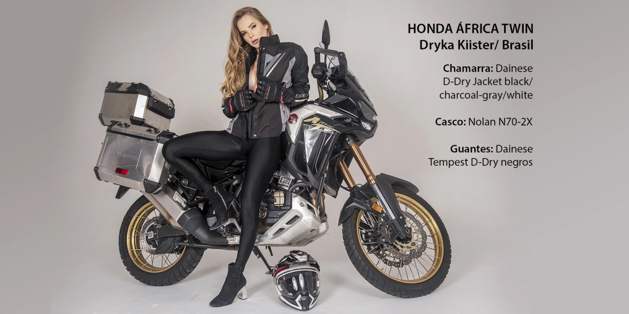 La agresividad de la Africa Twin junto a la sensualidad de Dryka Kiister