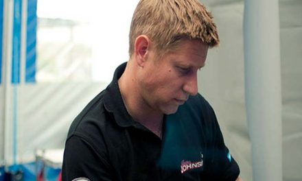 Es tu oportunidad de conocer al extraordinario piloto Gary Johnson